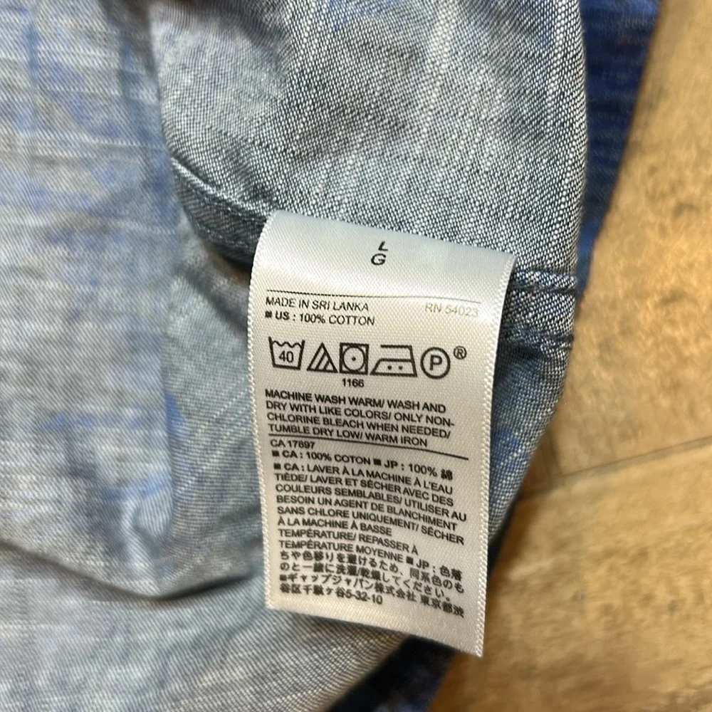 Banana Republic slim fit shirt, Large, NWT
